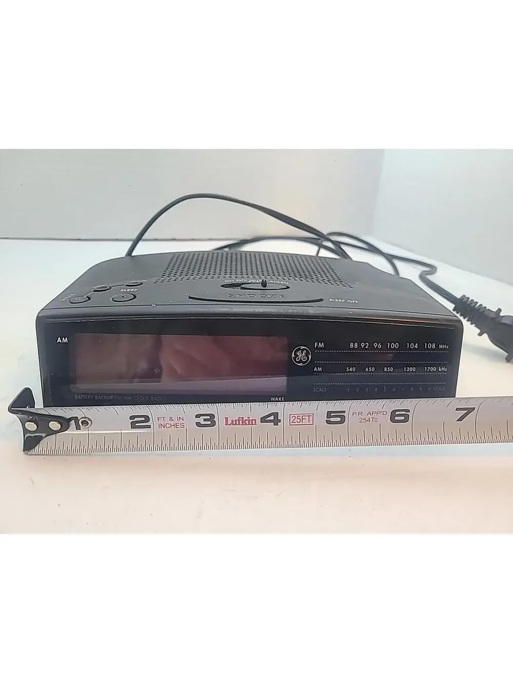 GE Vintage Retro AM/FM Alarm Clock Radio Digital Model 7-4815A Tested And Works